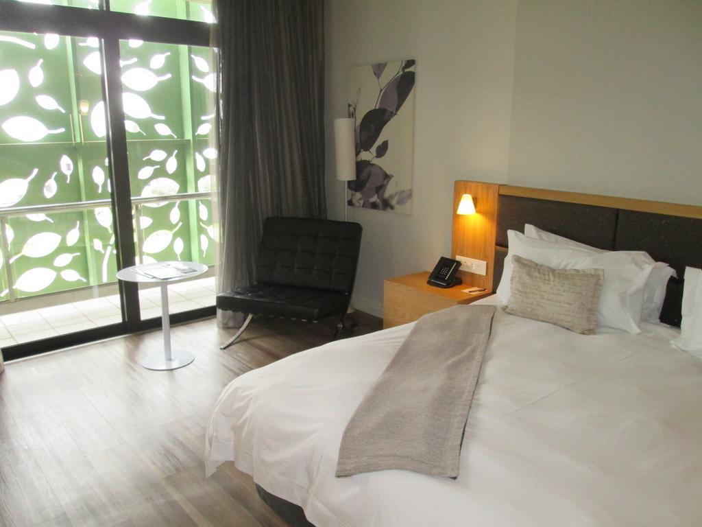aha Gateway Hotel Umhlanga Durban Bagian luar foto